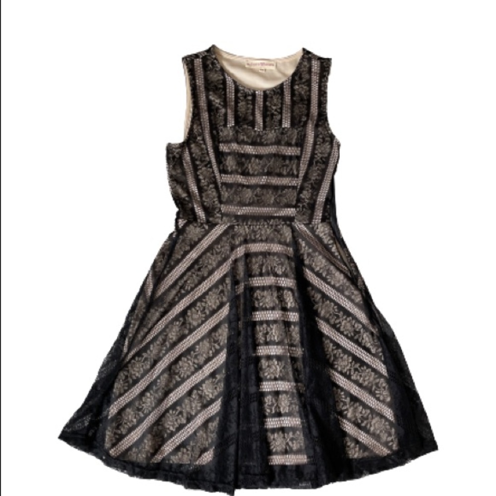 Altar'd State Women's Black Lace Nude Fully LinedSleeveless Mini Dress-…